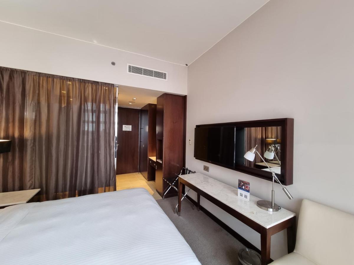 Centro Al Manhal By Rotana Otel Abu Dabi Dış mekan fotoğraf